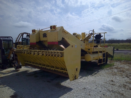ETNYRE CHIP SPREADER