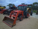 KUBOTA L3430 FARM TRACTOR W/ 5FT BOX BLADE