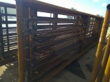 24FT FREE STANDING PANELS W/ 8FT GATE