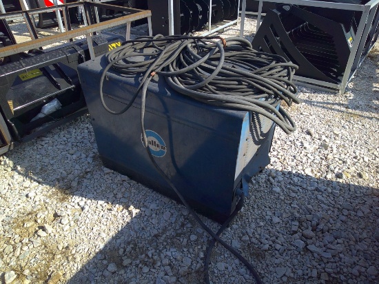 MILLER SRH-222 SHOP WELDER W/ LEADS
