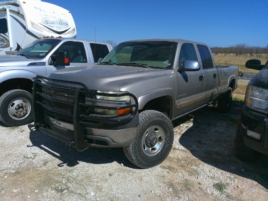 2002 CHEV 3/4T 4-DOOR PU