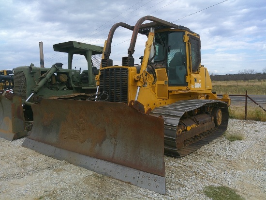 JD 850C DOZER