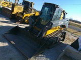 JD 331G SKID STEER
