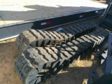SET RUBBER TRACKS F/ SKID STEER