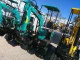 AGT INDUSTRIAL QH12R MINI EXCAVATOR