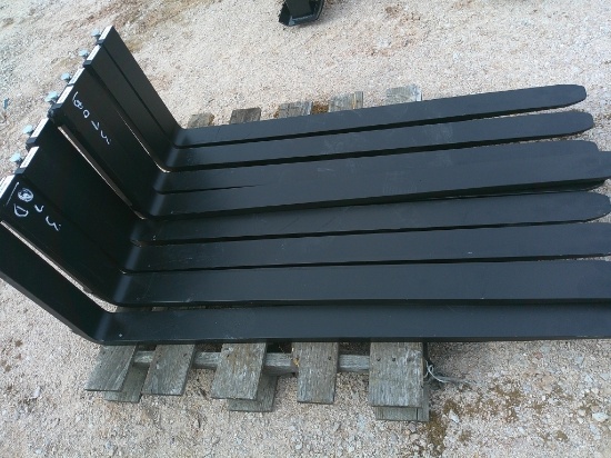 (1) SET 5FT FORKS ONLY