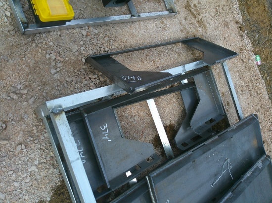 (1) OPEN SKID STEER PLATE