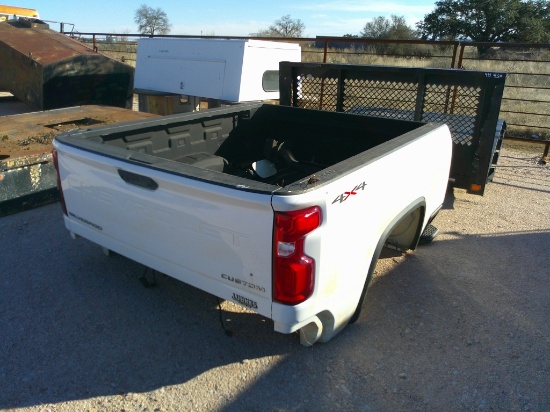 2020 CHEV PU BED