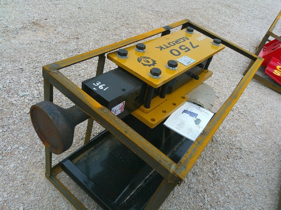 AGT 750 DROP HAMMER F/ SKID STEER