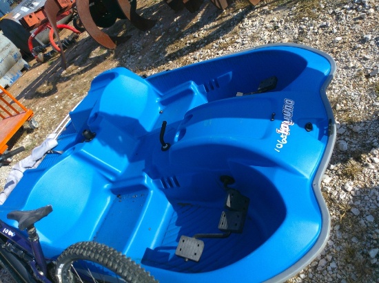 PADDLE BOAT