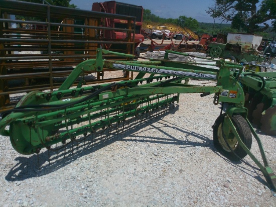 JD 75 MECHANICAL HAY RAKE