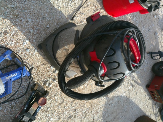 SHOP VAC