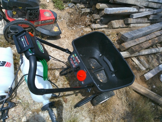 ELITE SPREADER