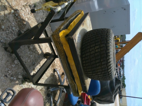 LIFT TABLE