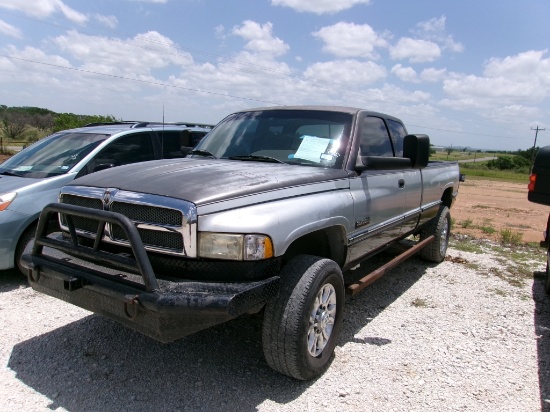 1997 DODGE 3/4T EXTEN CAB PU- NEEDS PISTON RINGS