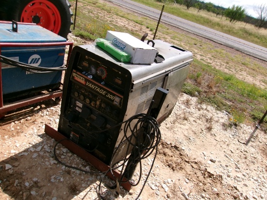 LINCOLN VANTAGE 300 WELDER