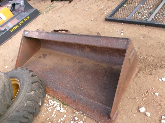 CAT 72" BUCKET F/ SKID STEER