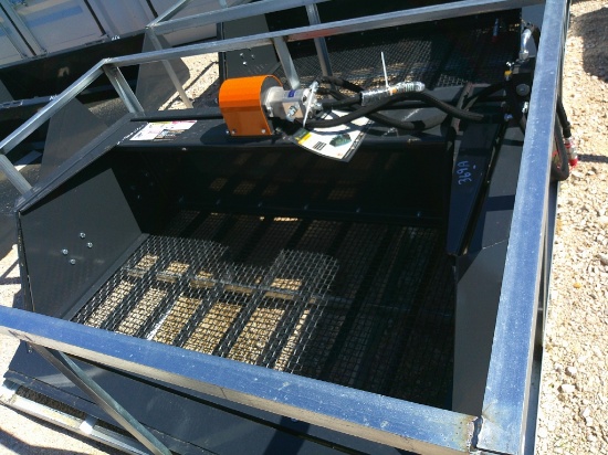 WOLVERINE 72" ROCK SCREENING BUCKET F/ SKID STEER