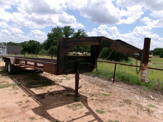 G/N 30FTx64" PIPE TRLR- NO PAPERS