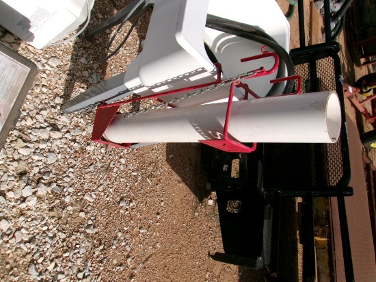 PIG WATERER