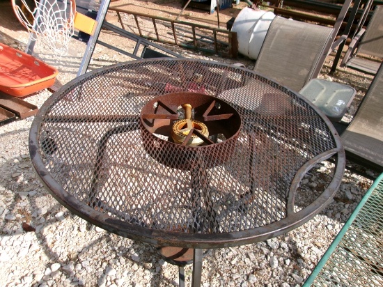 TABLE W/ GAS FIRE PIT