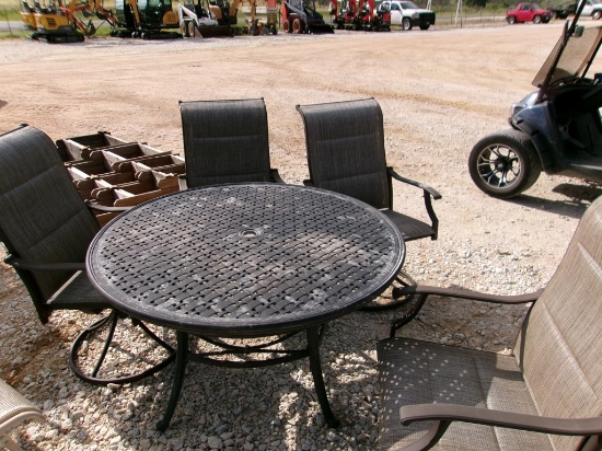 PATIO SET