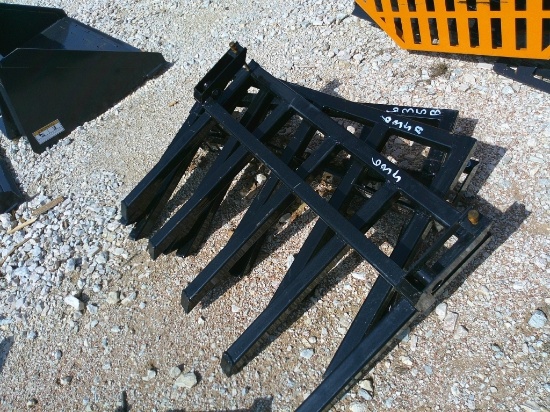 WOLVERINE 31" PALLET FORK W/ 5 TEETH