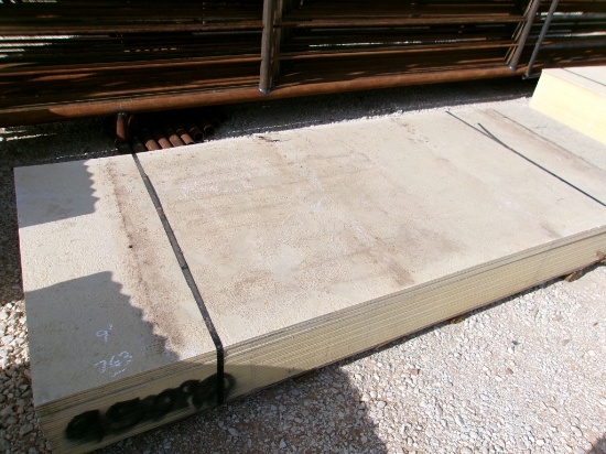 APPROX 30 4FTx9FT HARDI SHEETS