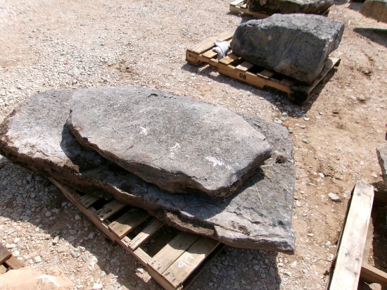 LANDSCAPE ROCK ON PALLET