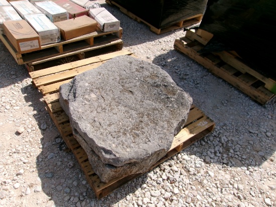 LANDSCAPE ROCK ON PALLET