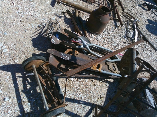 MISC LONG HANDLED TOOLS