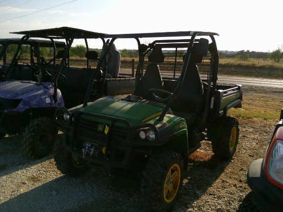 JOHN DEERE 825i DOHC GATOR