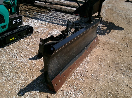 KUBOTA DZ3096 DOZER BLADE F/ SKID STEER