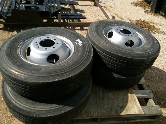 TRAIL QUEST 235-80R16 TIRES W/ DUALLY WHEELS
