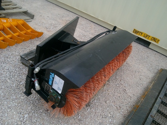 FUTURE ANGLE BROOM F/ SKID STEER