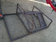 HOG TRAP GATE