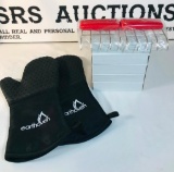 Earth Oven BBQ Accessories BBQ Mitts & Meat Shredders