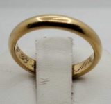 18k Yellow Gold Wedding Band