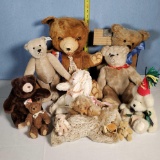 Tray lot of 12 Mixed Age Teddy Bears and Friends