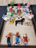 20 Pieces Of Miniature Painted Lead Toy Winter Figures