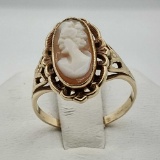 14K Yellow Gold Ring with Shell Cameo Bust