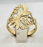 Vintage 14k Gold Carved Floral Ring