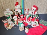 Collection 15 Vintage Annalee Christmas Mice