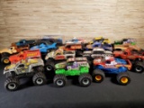 17 Monster Truck Hotwheels 1:24 Scale