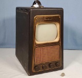 Vintage Sentinel 400TVM Suitcase Form 1948 early TV