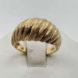 14k Gold Dome Shaped Ring with Textured Design