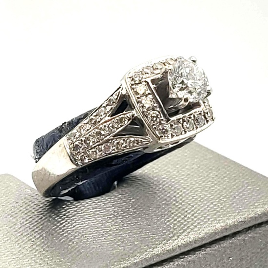 Gorgeous Halo Diamond Ring