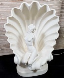 Vintage Shell with Nude Woman Accent Lamp