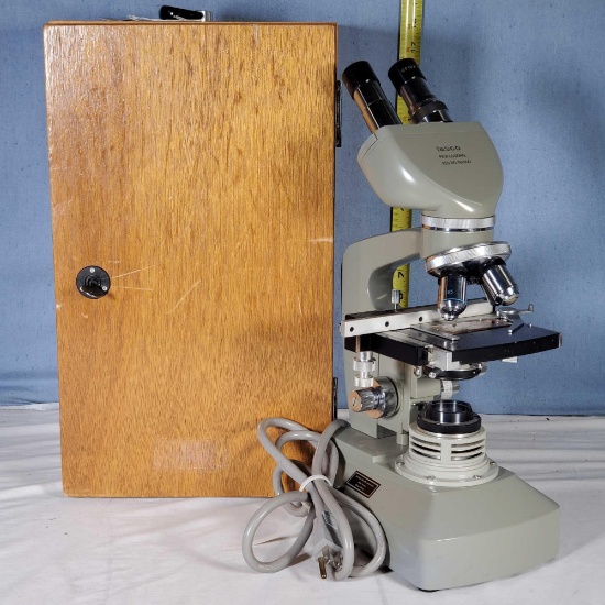 Tasco Professional 16 1/2" Microscope with Case