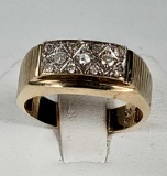 10K Yellow Gold And Diamond Mens Ring